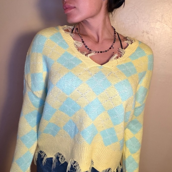 just polly Sweaters - Frayed V-Neck Argyle Preppy Sweater in Light Blue and Yellow